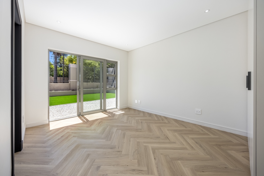 4 Bedroom Property for Sale in Vierlanden Western Cape